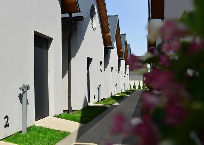 Jastrzebia Marina - Komfortowe Caloroczne Domki